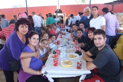 Junto a los toreros Ruiz Manuel y El César han asistido la concejala y el diputado de Cultura. Fotos: JA Barrios