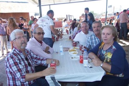 Junto a los toreros Ruiz Manuel y El César han asistido la concejala y el diputado de Cultura. Fotos: JA Barrios