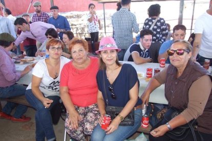 Junto a los toreros Ruiz Manuel y El César han asistido la concejala y el diputado de Cultura. Fotos: JA Barrios