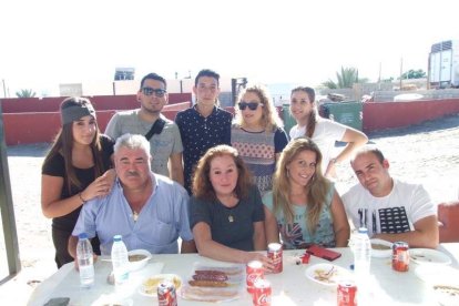 Junto a los toreros Ruiz Manuel y El César han asistido la concejala y el diputado de Cultura. Fotos: JA Barrios