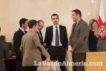 Pleno extraordinario en el que Luis Rogelio Rodríguez- Comendador ha dimitido como alcalde de Almería dando paso a Ramón Fernández-Pache