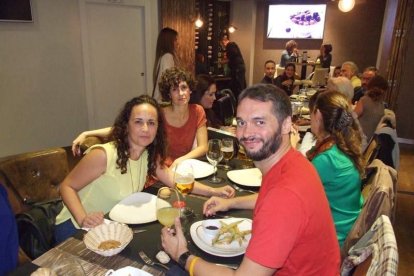 El restaurante Casco Antiguo ha acogido la cena-clausura de esta edición que organiza el Conservatorio de Danza de Almería. Fotos: JA Barr