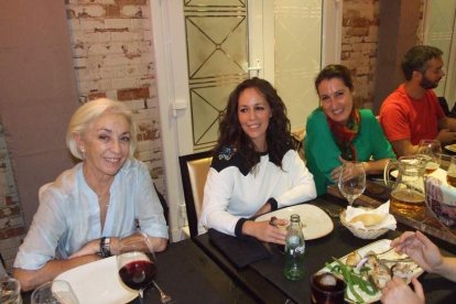 El restaurante Casco Antiguo ha acogido la cena-clausura de esta edición que organiza el Conservatorio de Danza de Almería. Fotos: JA Barr