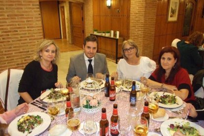 Junto a la decana, María del Mar Gázquez, han asistido los colectivos judiciales de Almería. Fotos: JA Barrios