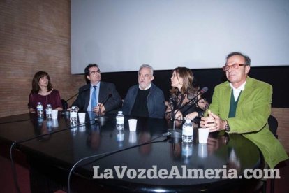 Gala de apertura del Festival de Cortometrajes Almería en corto en la que ha tenido lugar la entrega del premio Almería, tierra de cine al