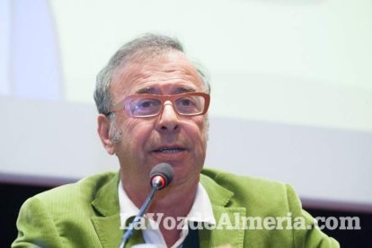 Gala de apertura del Festival de Cortometrajes Almería en corto en la que ha tenido lugar la entrega del premio Almería, tierra de cine al