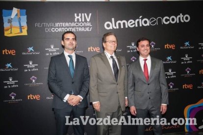 Gala de apertura del Festival de Cortometrajes Almería en corto en la que ha tenido lugar la entrega del premio Almería, tierra de cine al