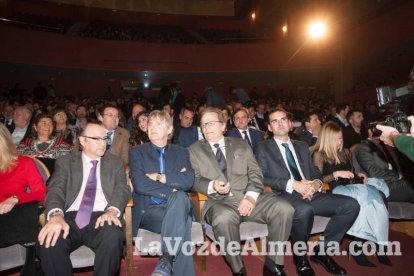Gala de apertura del Festival de Cortometrajes Almería en corto en la que ha tenido lugar la entrega del premio Almería, tierra de cine al
