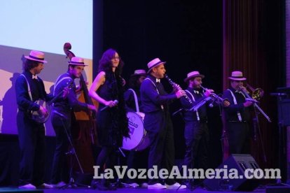 Gala de apertura del Festival de Cortometrajes Almería en corto en la que ha tenido lugar la entrega del premio Almería, tierra de cine al