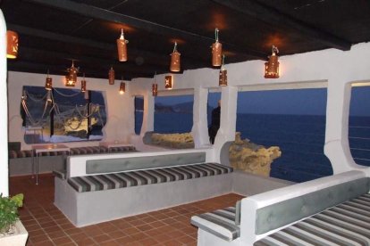 Situado en la mejor costa del Cabo de Gata-Níjar, reinaugura con fiesta para toda la familia. Fotos: JA. Barrios
