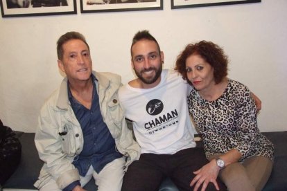 Situado en la mejor costa del Cabo de Gata-Níjar, reinaugura con fiesta para toda la familia. Fotos: JA. Barrios