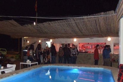 Situado en la mejor costa del Cabo de Gata-Níjar, reinaugura con fiesta para toda la familia. Fotos: JA. Barrios
