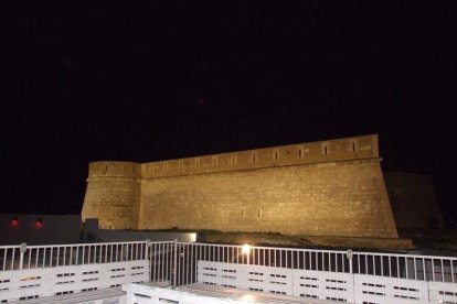 Situado en la mejor costa del Cabo de Gata-Níjar, reinaugura con fiesta para toda la familia. Fotos: JA. Barrios