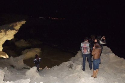 Situado en la mejor costa del Cabo de Gata-Níjar, reinaugura con fiesta para toda la familia. Fotos: JA. Barrios