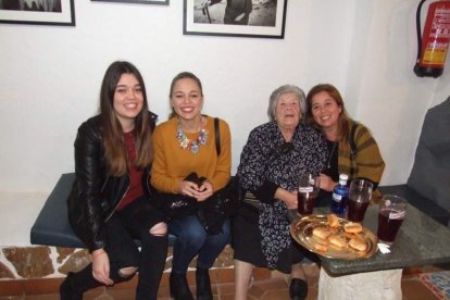 Situado en la mejor costa del Cabo de Gata-Níjar, reinaugura con fiesta para toda la familia. Fotos: JA. Barrios