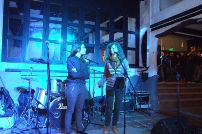Situado en la mejor costa del Cabo de Gata-Níjar, reinaugura con fiesta para toda la familia. Fotos: JA. Barrios