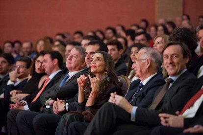 Ángela Molina recibe el homenaje del festival y el corto almeriense ‘Víctor XX’ logra tres galardones. Daniel Guzmán gana el ‘Óper