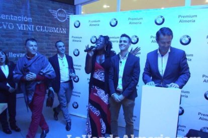 El concesionario BMW Premium Almería de Huércal de Almería presentó los nuevos modelos BMW X1 Y Mini ClubMan. Fotos JA Barrios.