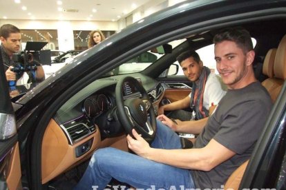 El concesionario BMW Premium Almería de Huércal de Almería presentó los nuevos modelos BMW X1 Y Mini ClubMan. Fotos JA Barrios.