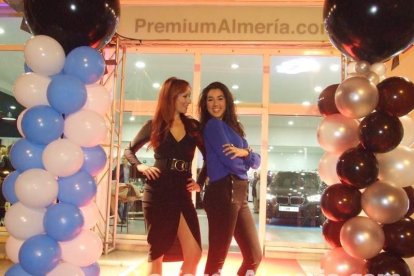 El concesionario BMW Premium Almería de Huércal de Almería presentó los nuevos modelos BMW X1 Y Mini ClubMan. Fotos JA Barrios.