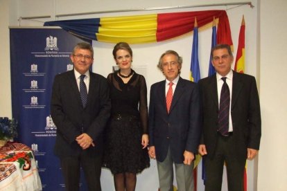 El acto ha sido organizado por el viceconsulado que preside la cónsul Florenţa Ciobotaru Fotos: JA BARRIOS