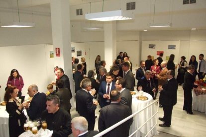 El acto ha sido organizado por el viceconsulado que preside la cónsul Florenţa Ciobotaru Fotos: JA BARRIOS