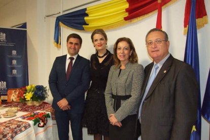 El acto ha sido organizado por el viceconsulado que preside la cónsul Florenţa Ciobotaru Fotos: JA BARRIOS