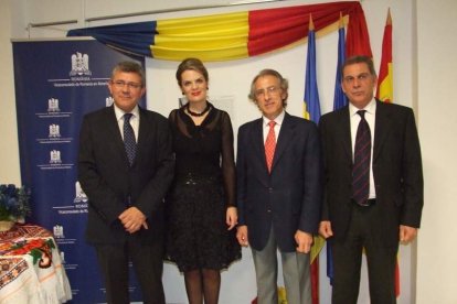 El acto ha sido organizado por el viceconsulado que preside la cónsul Florenţa Ciobotaru Fotos: JA BARRIOS