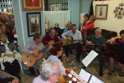 La Asociación de Docentes Jubilados de Almería inaugura su nueva sede
