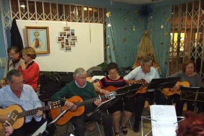 La Asociación de Docentes Jubilados de Almería inaugura su nueva sede