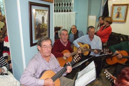 La Asociación de Docentes Jubilados de Almería inaugura su nueva sede
