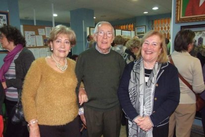 La Asociación de Docentes Jubilados de Almería inaugura su nueva sede
