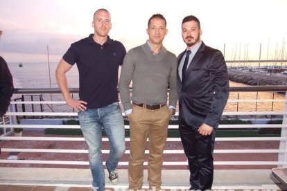 Los deportistas del Crossfit Almería celebran la Navidad en el Club de Mar. Fotos: JA Barrios.