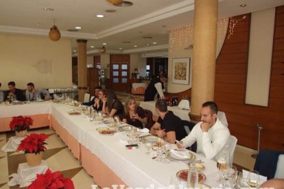 Los deportistas del Crossfit Almería celebran la Navidad en el Club de Mar. Fotos: JA Barrios.