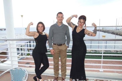 Los deportistas del Crossfit Almería celebran la Navidad en el Club de Mar. Fotos: JA Barrios.