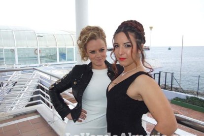 Los deportistas del Crossfit Almería celebran la Navidad en el Club de Mar. Fotos: JA Barrios.