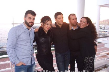 Los deportistas del Crossfit Almería celebran la Navidad en el Club de Mar. Fotos: JA Barrios.