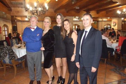 La celebración ha contado con la asistencia de la directora del Máster, Alicia Sáez Schroh. Fotos: JA. Barrios