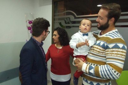 Javier Muro Torres es el responsable del Centro de Fisioterapia de Carretera Alhadra, 37 Fotos: JA Barrios