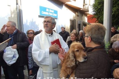 San Antón llena el casco histórico de mascotas