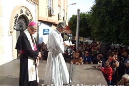 San Antón llena el casco histórico de mascotas