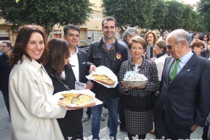 San Antón llena el casco histórico de mascotas