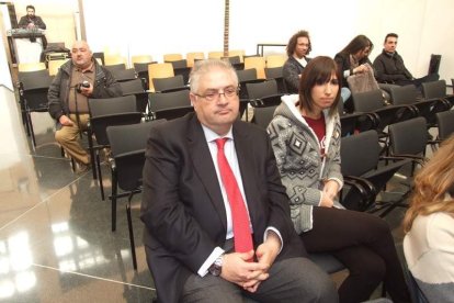El acto de la Facultad de Derecho de la UAL, lo ha presidido el rector Carmelo Rodríguez. Fotos: JA Barrios