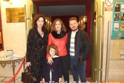 Mar Hernández cuelga el letrero ‘no hay billetes’ en su concierto