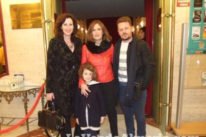 Mar Hernández cuelga el letrero ‘no hay billetes’ en su concierto