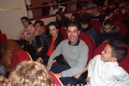 Mar Hernández cuelga el letrero ‘no hay billetes’ en su concierto