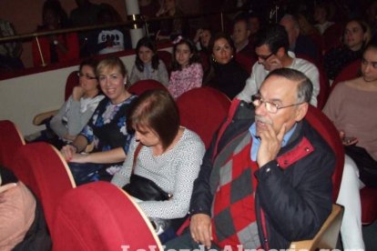 Mar Hernández cuelga el letrero ‘no hay billetes’ en su concierto