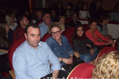 Mar Hernández cuelga el letrero ‘no hay billetes’ en su concierto