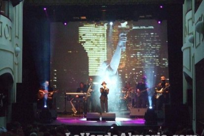 Mar Hernández cuelga el letrero ‘no hay billetes’ en su concierto