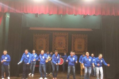 Juan Soto Quiles dirige esta formación y es autor de la letra y música del repertorio.